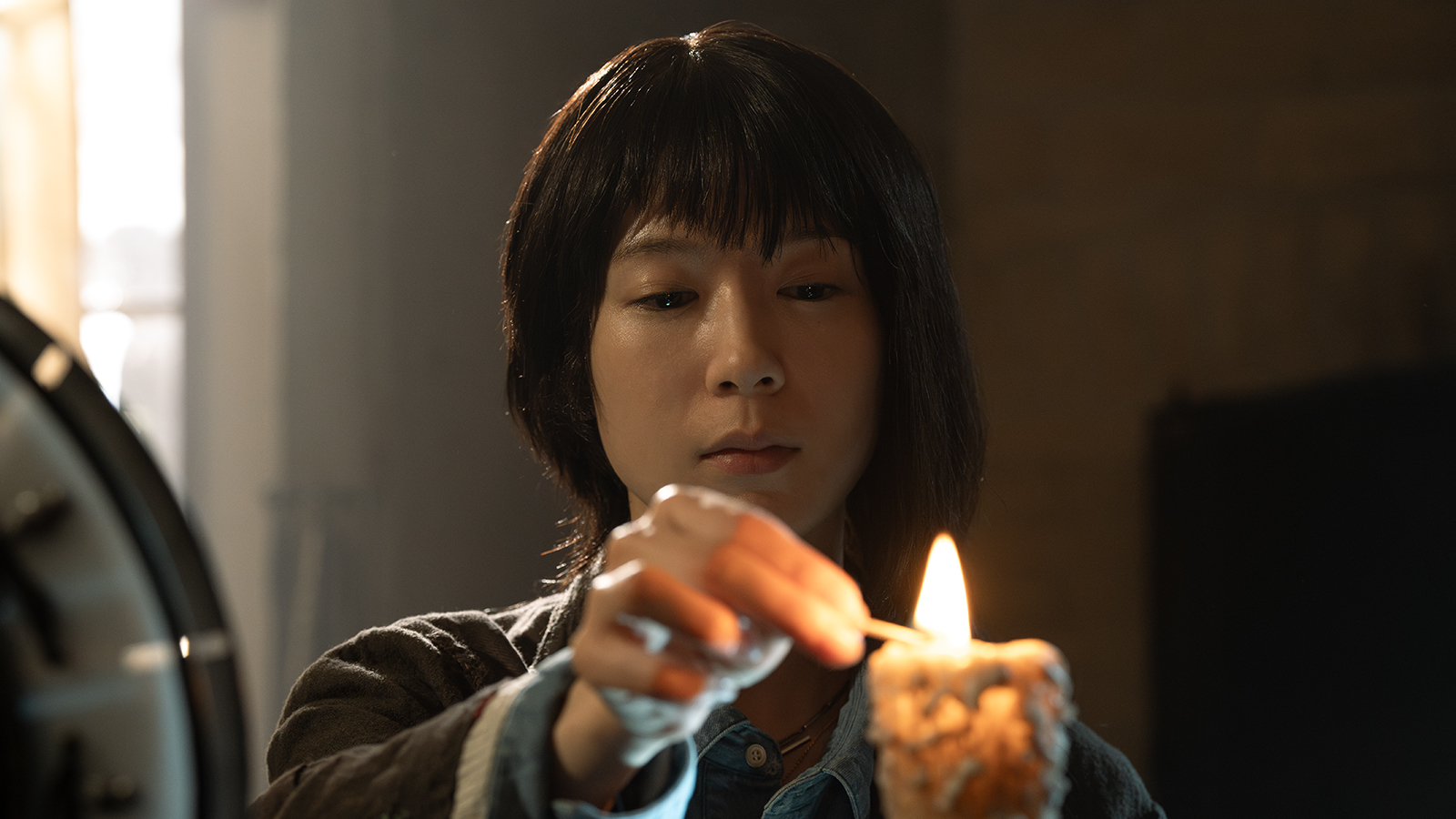 Review: ‘Never After Dark’ turns haunted-house horror upside down